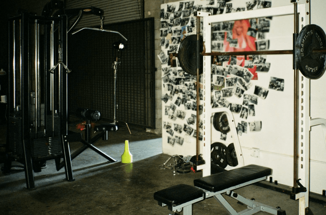 Trainichi background